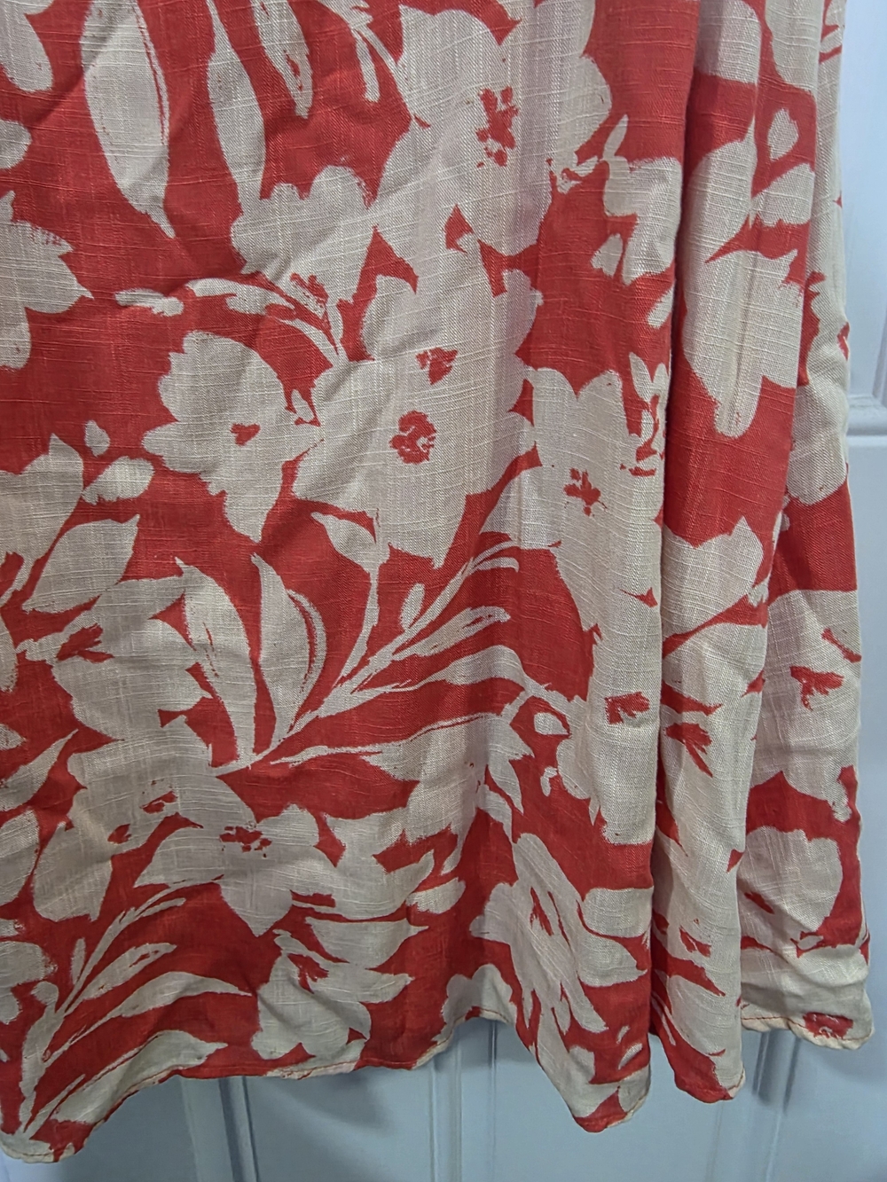 Vince Camuto Floral Midi Dress - Picture 5 of 8